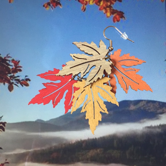 Maple Leaves in Fall Color Dangle Earrings - Picture 2 of 9